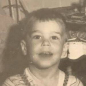 Meet your Posher, Bill